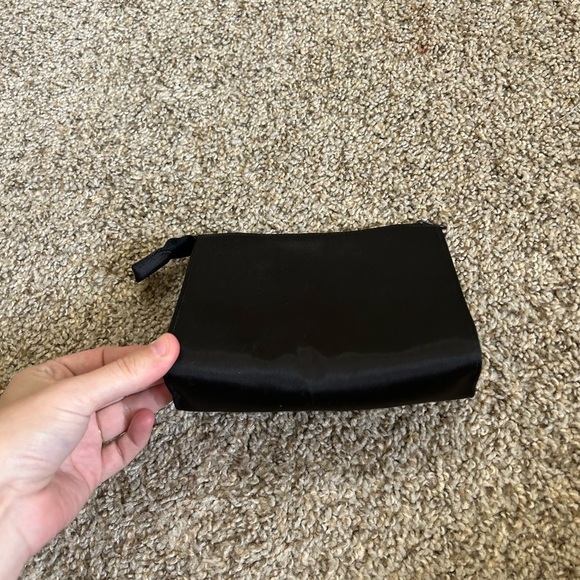 Kate Spade New York Sam Icon Cosmetic Case Black Nylon Travel Makeup Keys Bars - Picture 4 of 10